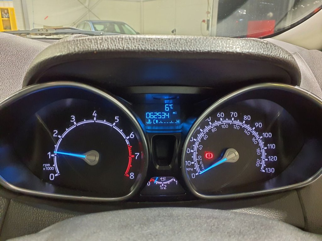 Used Ford Ecosport 2015 for sale - 76760670: Photo 12