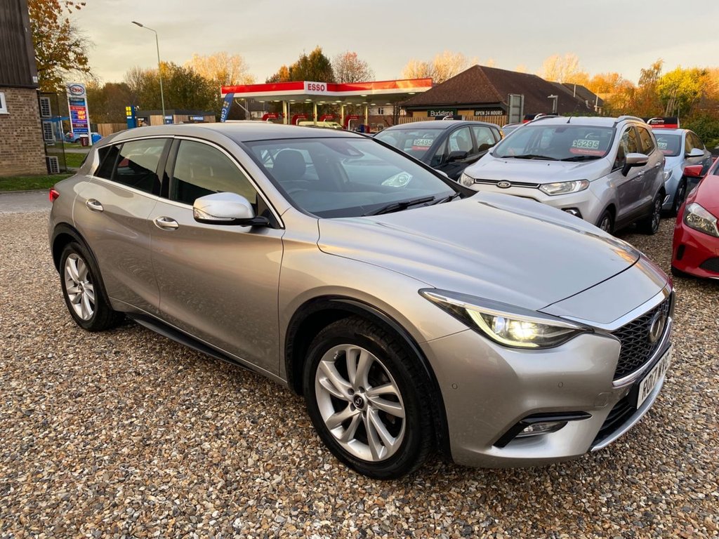Used Infiniti Q30 2017 for sale - 76609044: Photo 2
