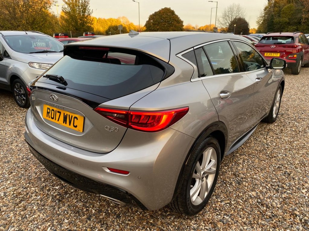 Used Infiniti Q30 2017 for sale - 76609044: Photo 4