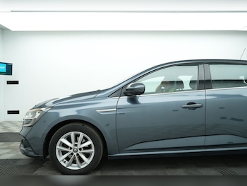 Used Renault Megane 2016 for sale - 79258808: Photo