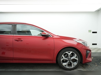 Used Kia Ceed 2019 for sale - 79178175: Photo