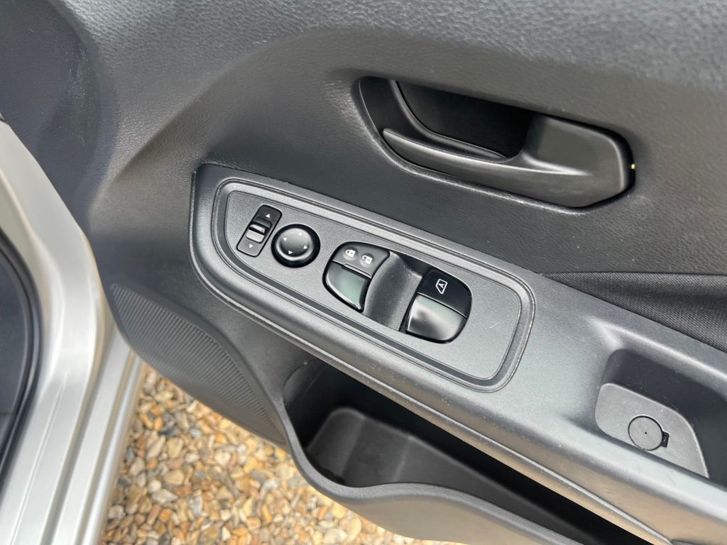 Used Nissan Micra 2017 for sale - 76609020: Photo 14