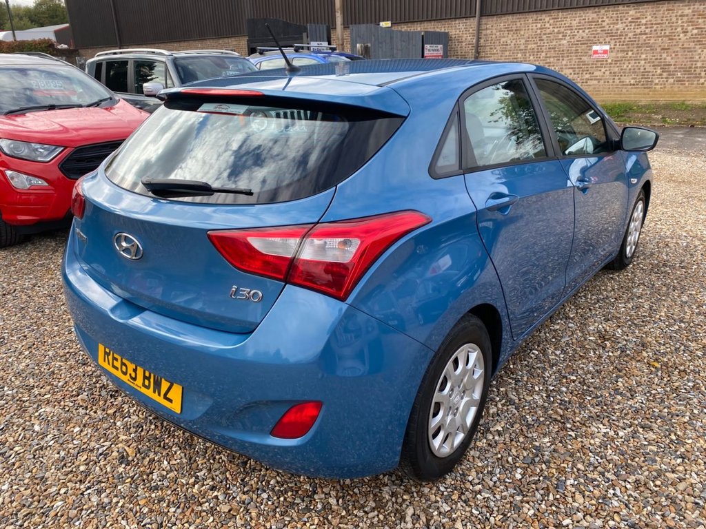 Used Hyundai i30 2013 for sale - 76609053: Photo 4