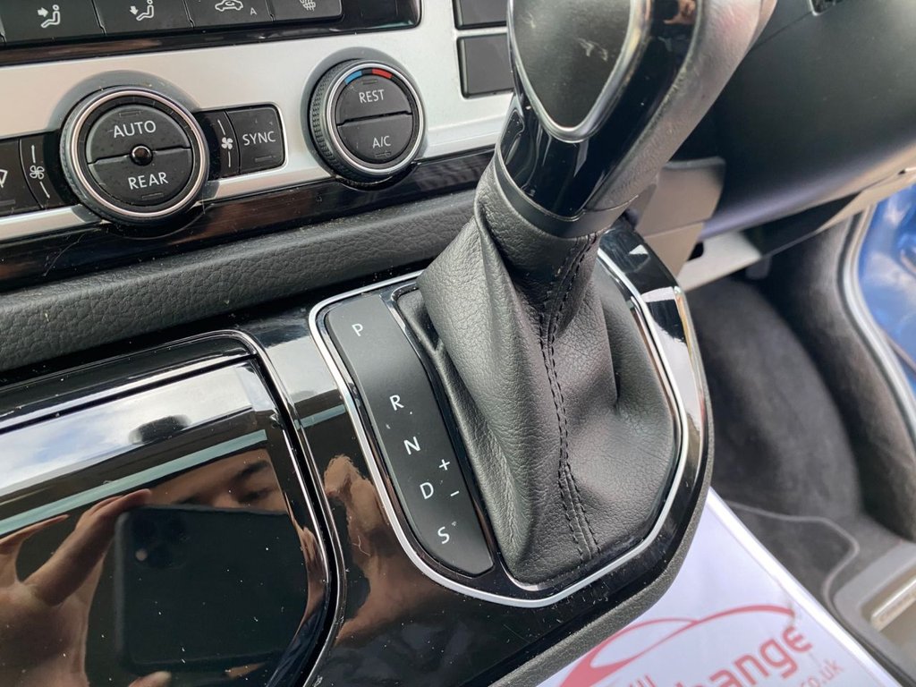 Used Volkswagen Caravelle 2017 for sale - 76609008: Photo 39