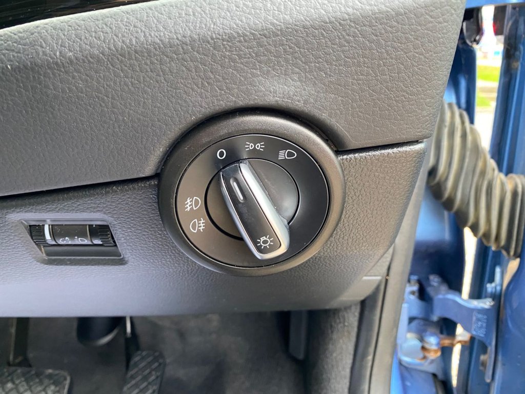 Used Volkswagen Caravelle 2017 for sale - 76609008: Photo 40