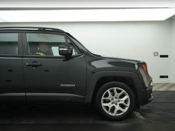 Used Jeep Renegade 2018 for sale - 78833231: Photo