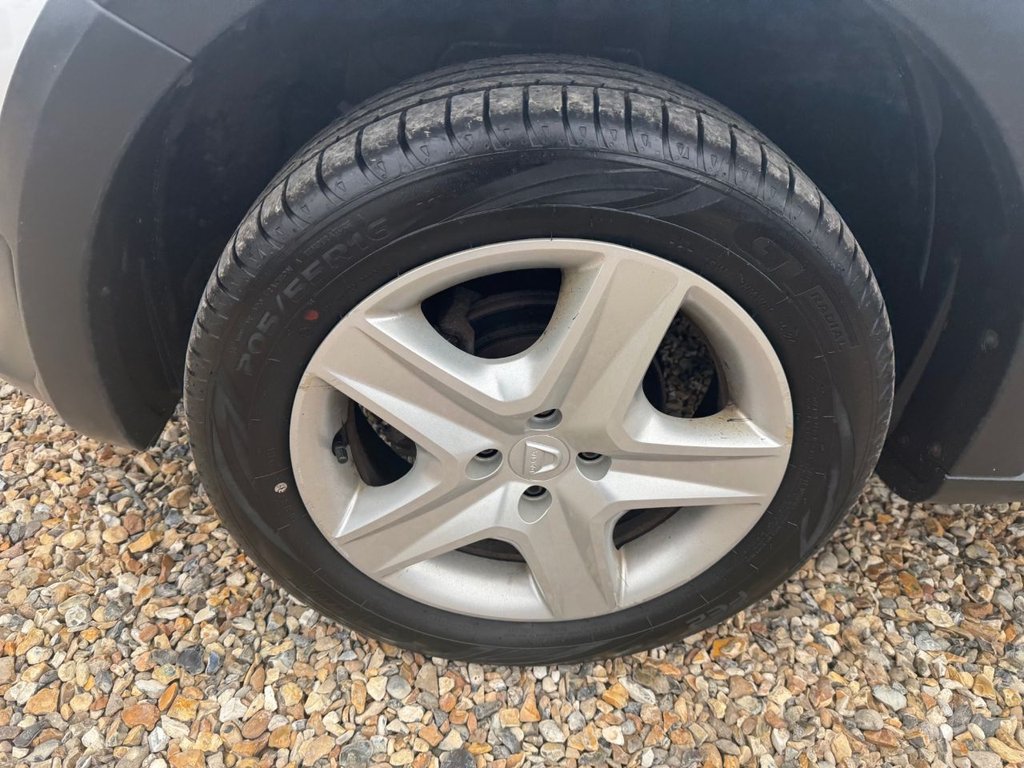 Used Dacia Sandero Stepway 2015 for sale - 76758635: Photo 25