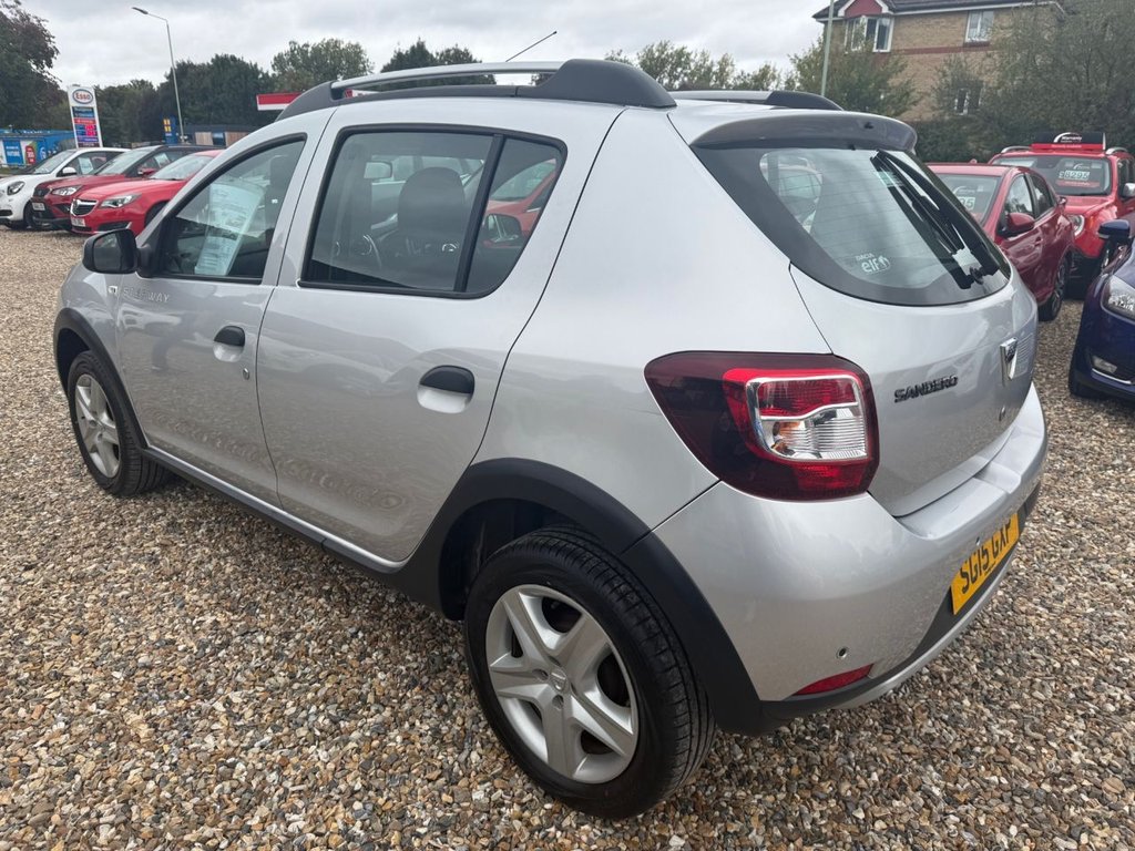 Used Dacia Sandero Stepway 2015 for sale - 76758635: Photo 5