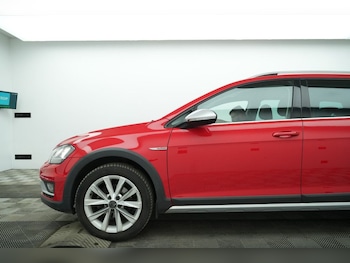 Used Volkswagen Golf 2016 for sale - 78314844: Photo