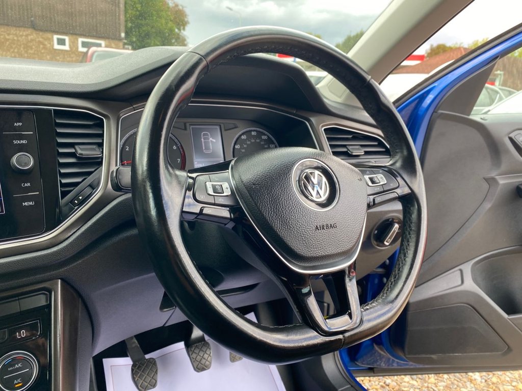 Used Volkswagen T-Roc 2018 for sale - 76609028: Photo 23