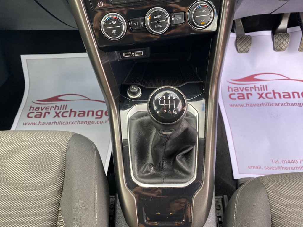 Used Volkswagen T-Roc 2018 for sale - 76609028: Photo 32