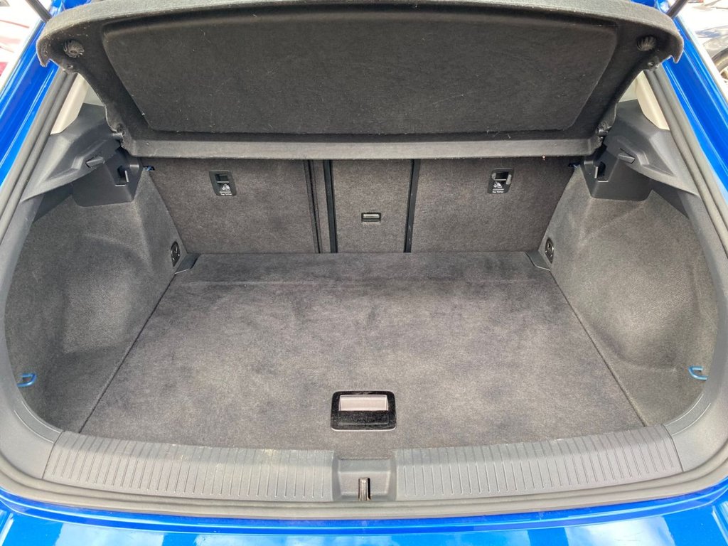 Used Volkswagen T-Roc 2018 for sale - 76609028: Photo 37