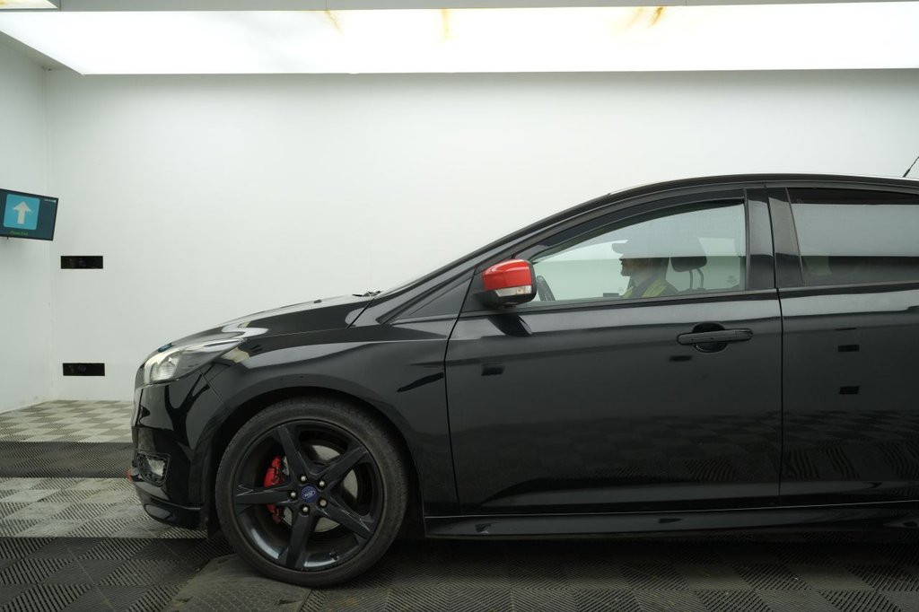 Used Ford Focus 2016 for sale - 78056441: Photo 4