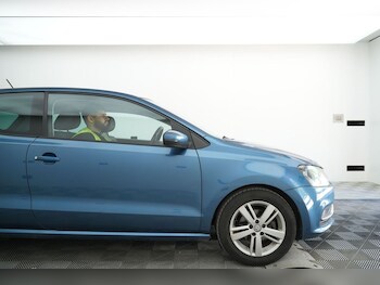 Used Volkswagen Polo 2017 for sale - 78738028: Photo