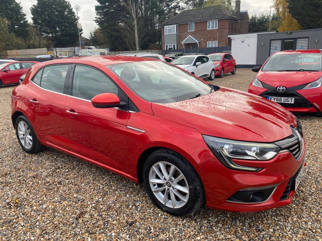 Used Renault Megane 2016 for sale - 76609059: Photo 2