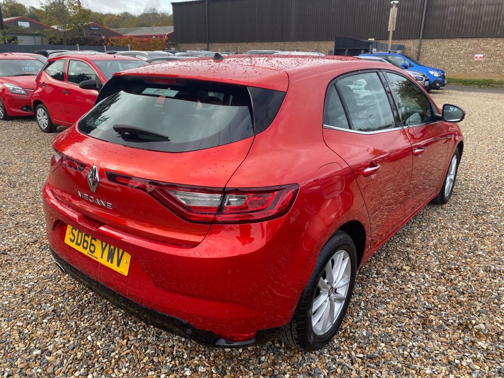 Used Renault Megane 2016 for sale - 76609059: Photo 4
