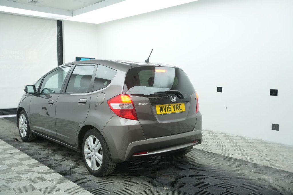 Used Honda Jazz 2015 for sale - 77594404: Photo 8
