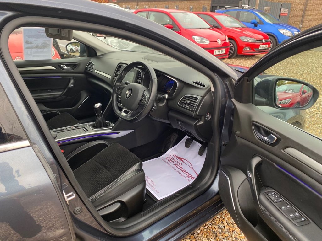 Used Renault Megane 2018 for sale - 76609057: Photo 11