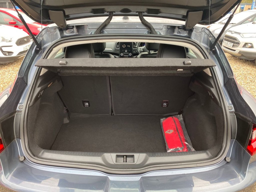 Used Renault Megane 2018 for sale - 76609057: Photo 6