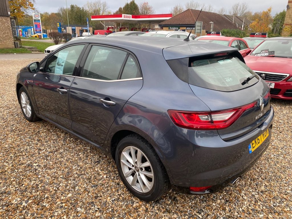 Used Renault Megane 2018 for sale - 76609057: Photo 7