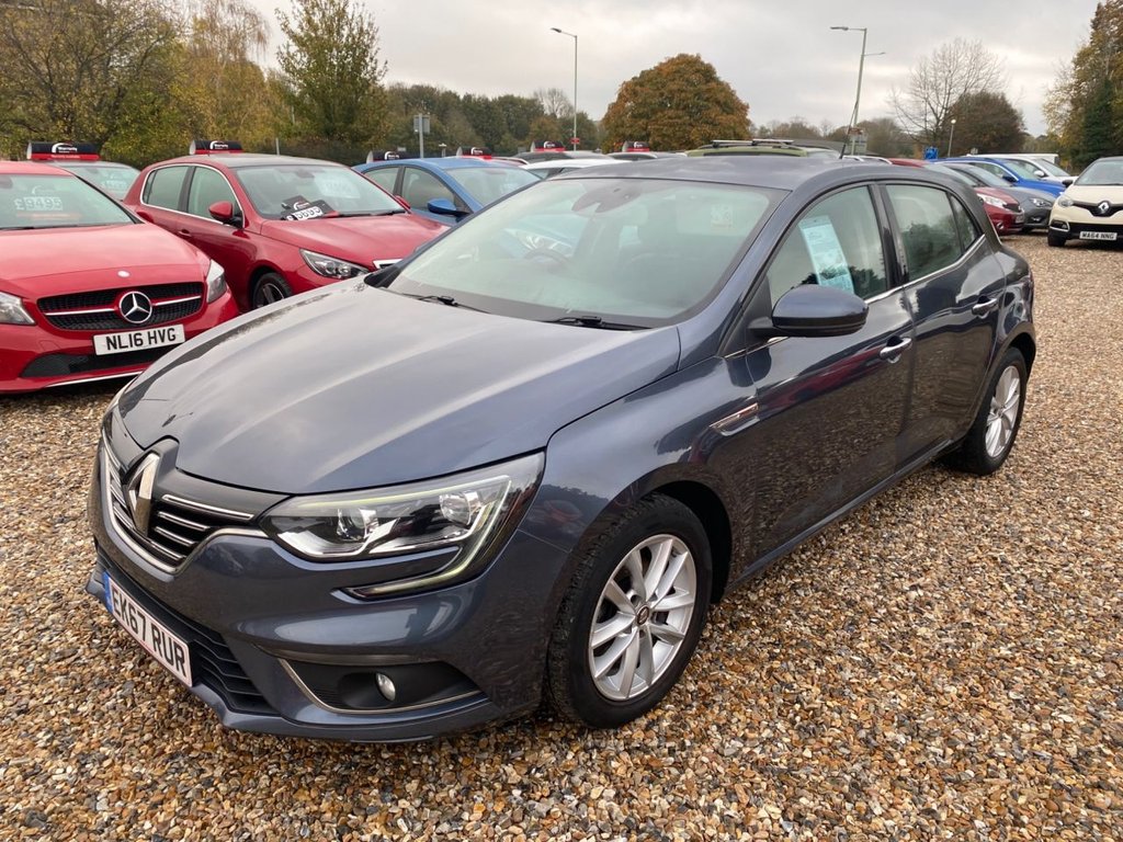Used Renault Megane 2018 for sale - 76609057: Photo 9