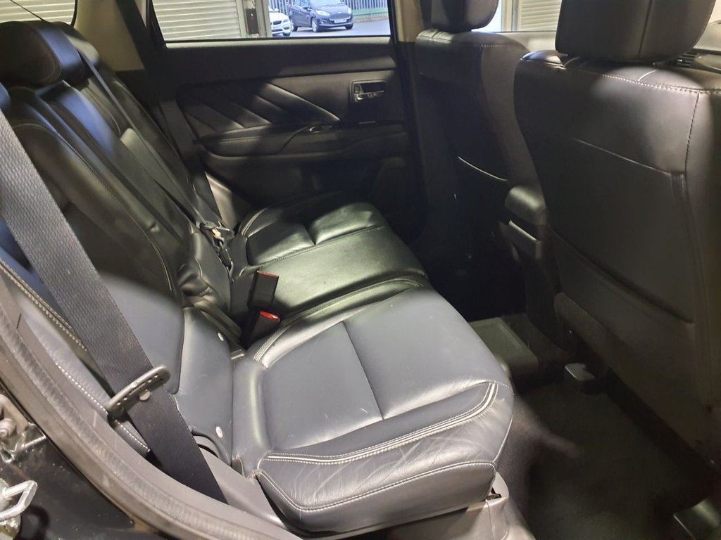 Used Mitsubishi Outlander 2016 for sale - 77241632: Photo 11