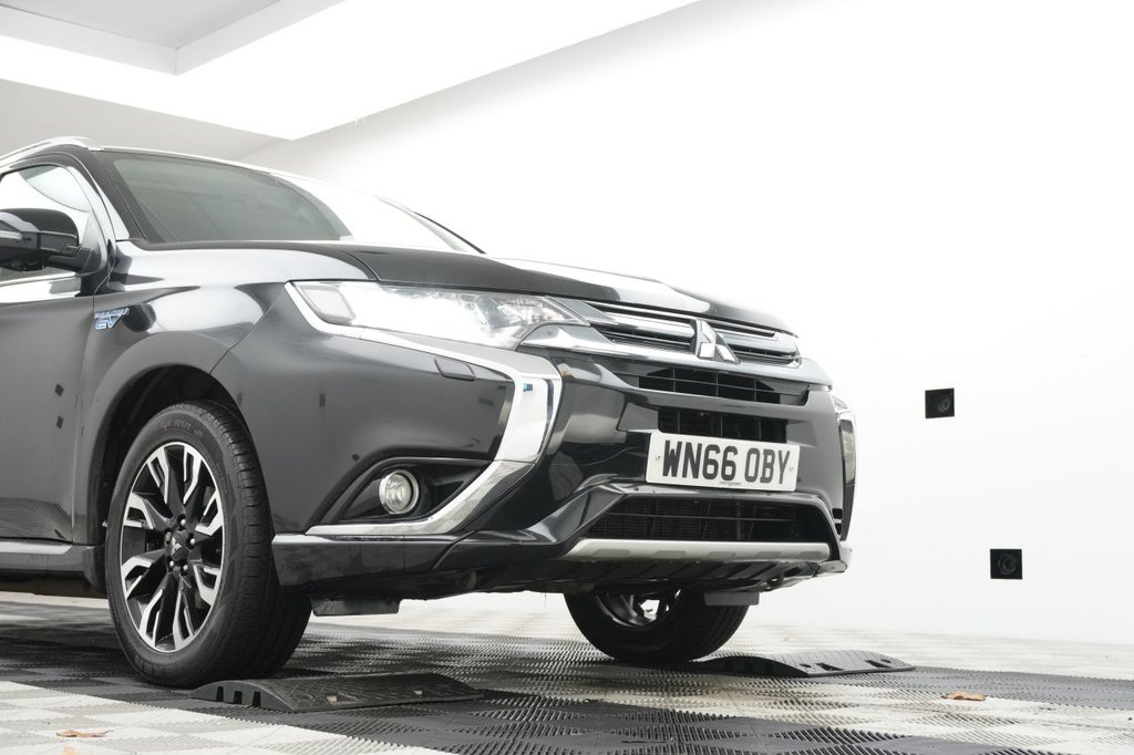 Used Mitsubishi Outlander 2016 for sale - 77241632: Photo 5