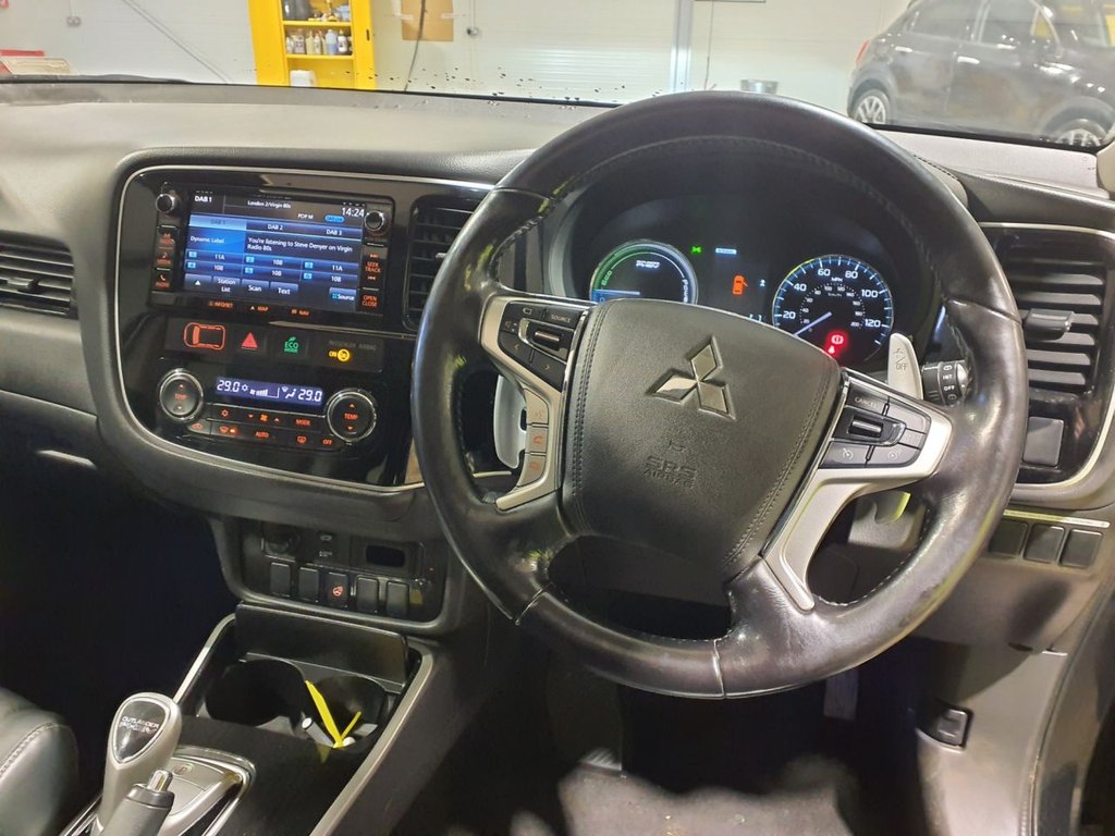 Used Mitsubishi Outlander 2016 for sale - 77241632: Photo 9