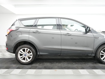 Used Ford Kuga 2017 for sale - 76760676: Photo