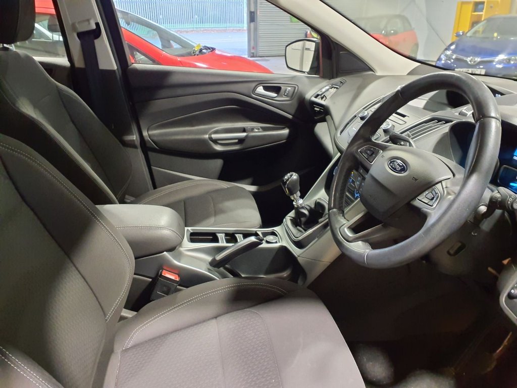Used Ford Kuga 2017 for sale - 76760676: Photo 8