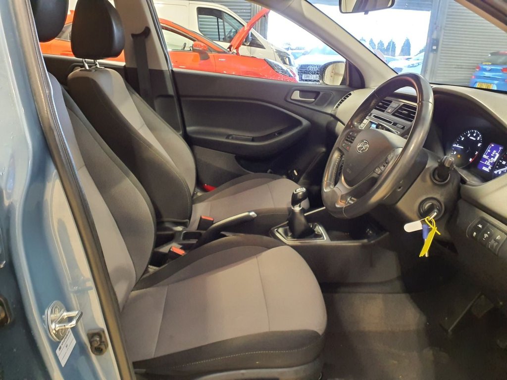 Used Hyundai i20 2017 for sale - 76609051: Photo 10