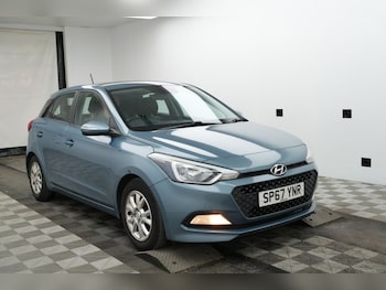 Used Hyundai i20 2017 for sale - 76609051: Photo