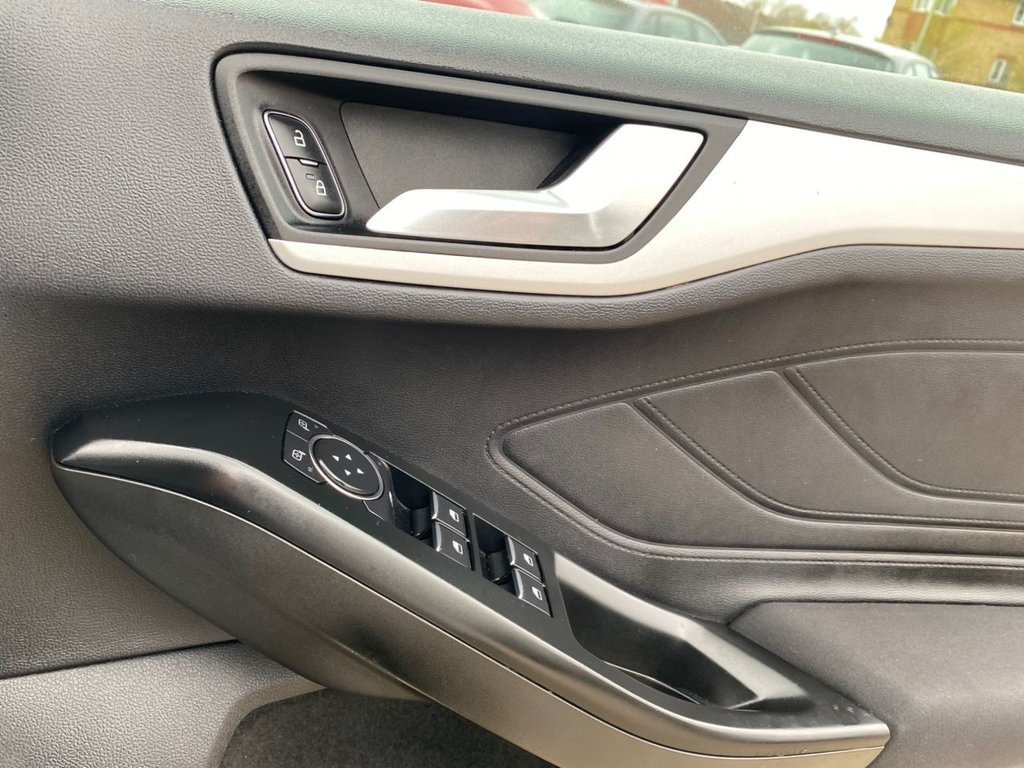 Used Ford Focus 2021 for sale - 78030768: Photo 32