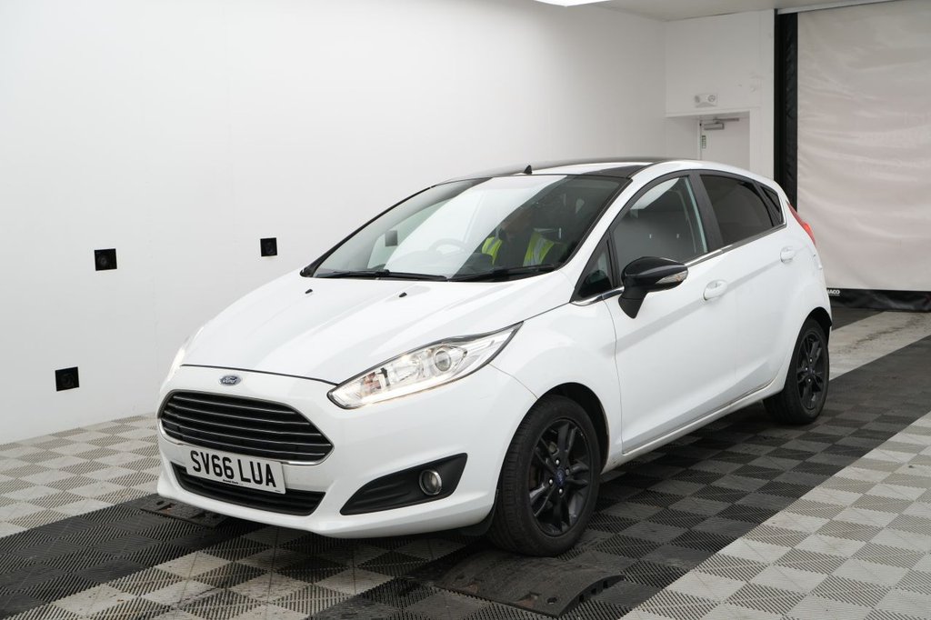 Used Ford Fiesta 2016 for sale - 76609005: Photo 2