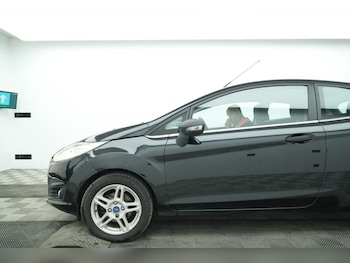 Used Ford Fiesta 2013 for sale - 79562619: Photo