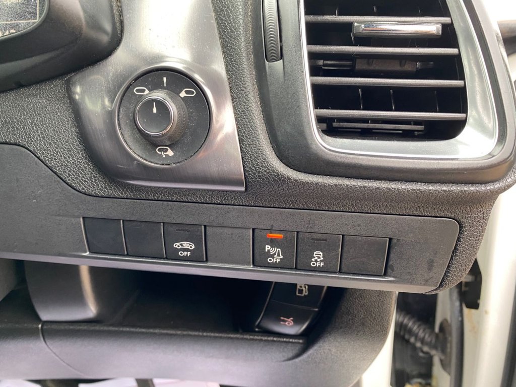 Used Citroen DS5 2014 for sale - 77990747: Photo 35