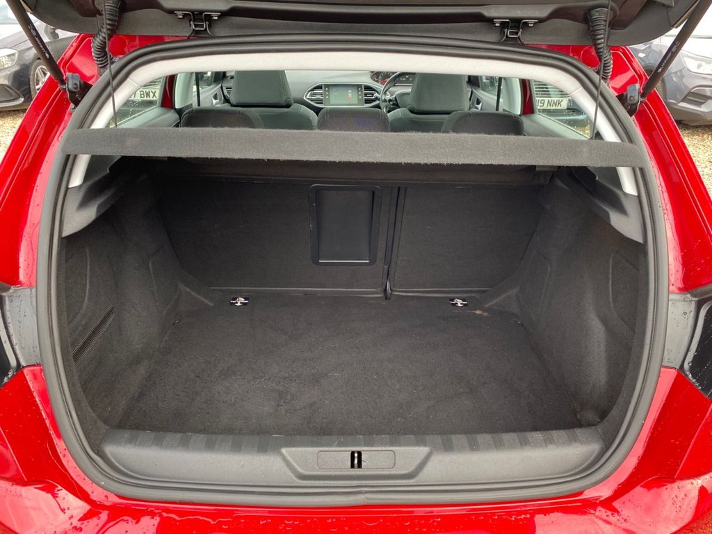 Used Peugeot 308 2018 for sale - 76609015: Photo 6