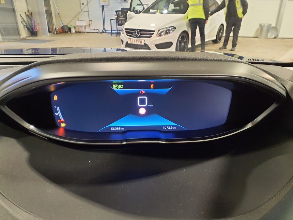 Used Peugeot 3008 2020 for sale - 77172107: Photo 12