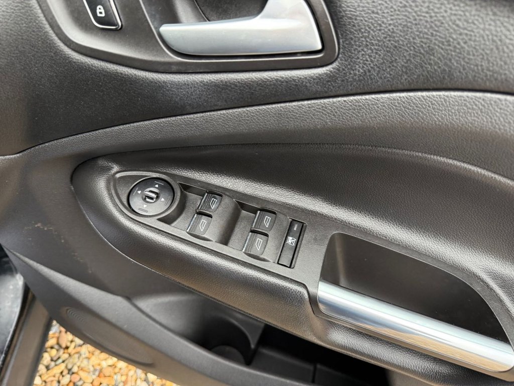 Used Ford Kuga 2013 for sale - 76672538: Photo 14