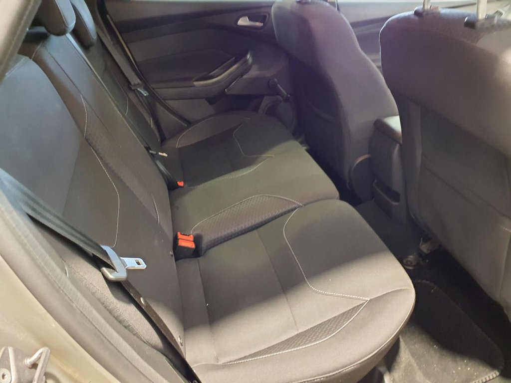 Used Ford Focus 2015 for sale - 78128836: Photo 11
