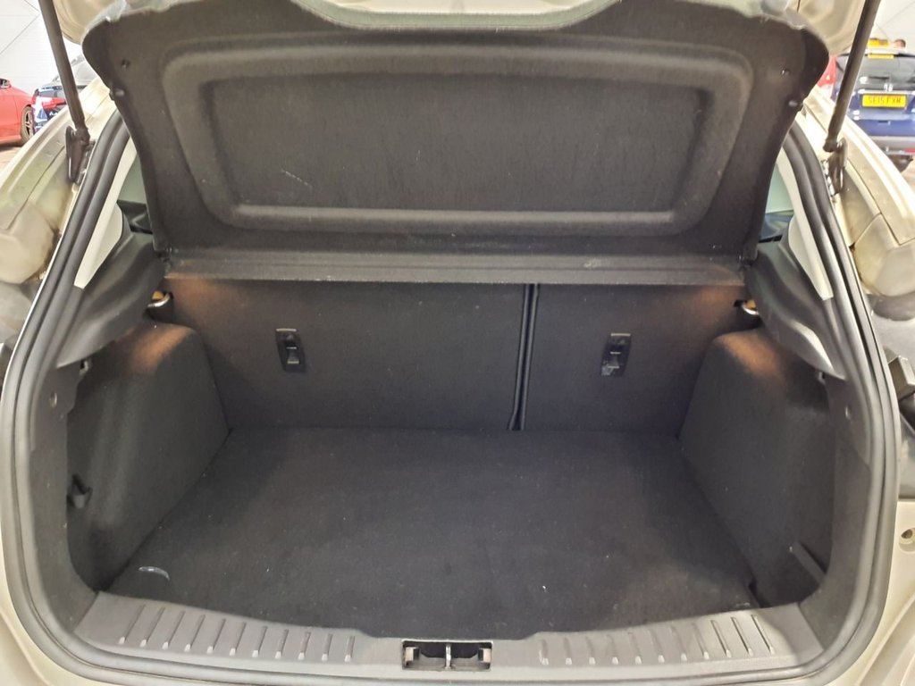 Used Ford Focus 2015 for sale - 78128836: Photo 12