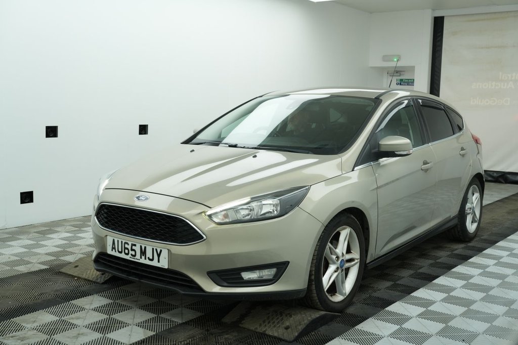 Used Ford Focus 2015 for sale - 78128836: Photo 2