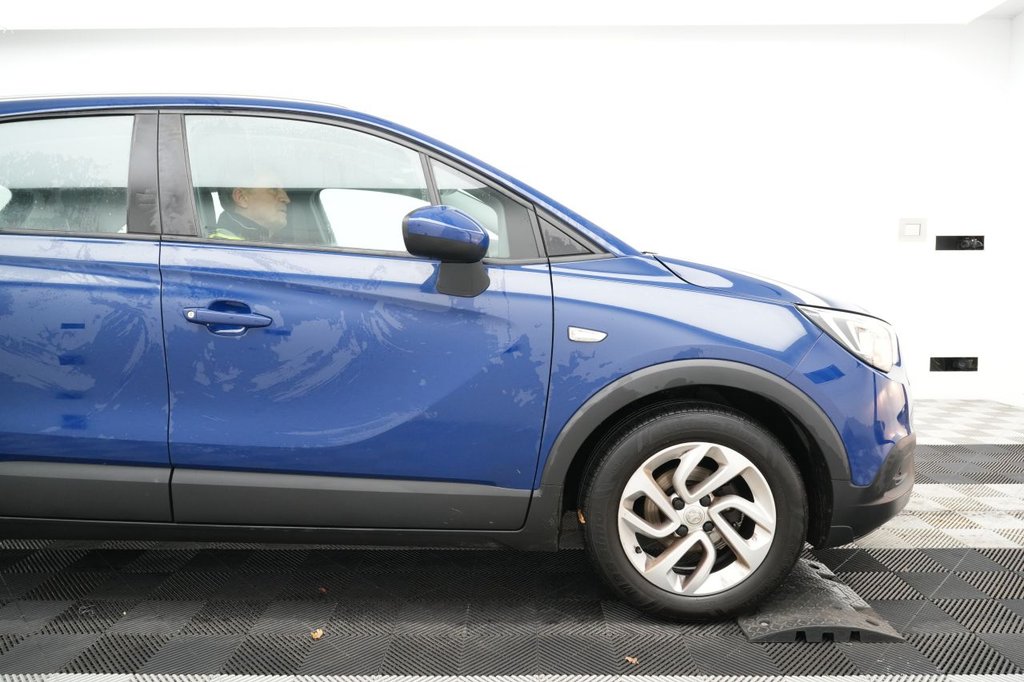 Used Vauxhall Crossland X 2018 for sale - 76867738: Photo 3