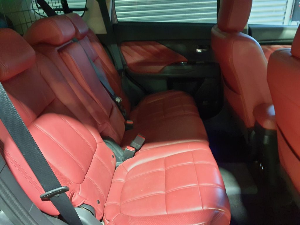 Used Mitsubishi Outlander 2017 for sale - 77667066: Photo 12