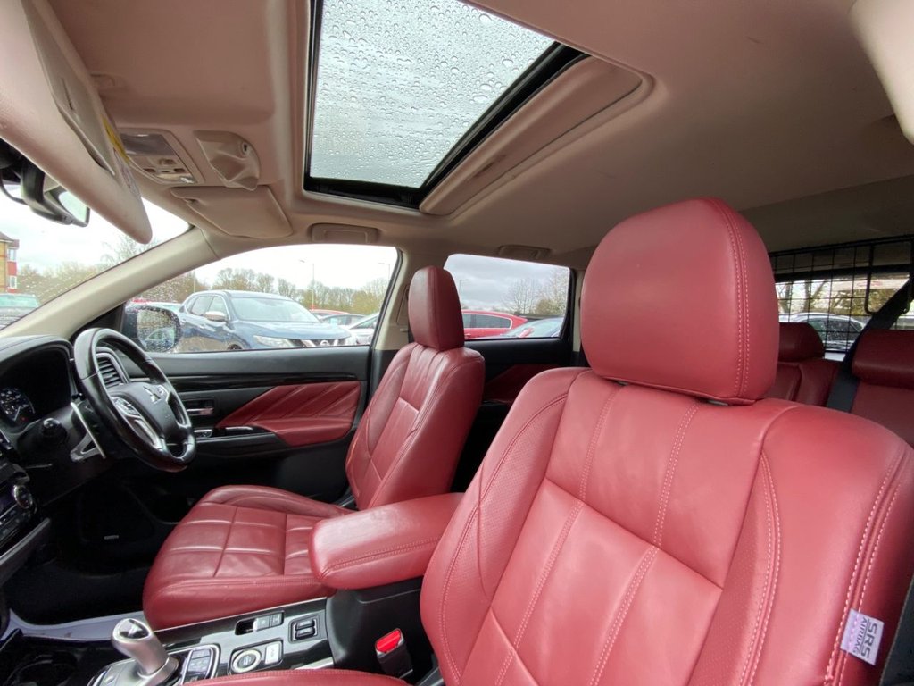 Used Mitsubishi Outlander 2017 for sale - 77667066: Photo 28