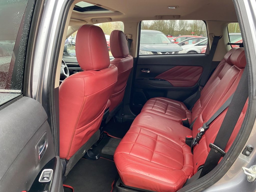 Used Mitsubishi Outlander 2017 for sale - 77667066: Photo 30