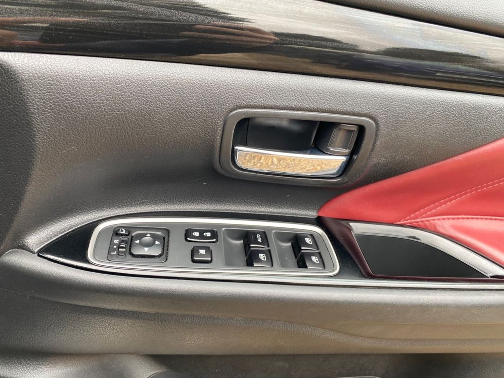 Used Mitsubishi Outlander 2017 for sale - 77667066: Photo 34