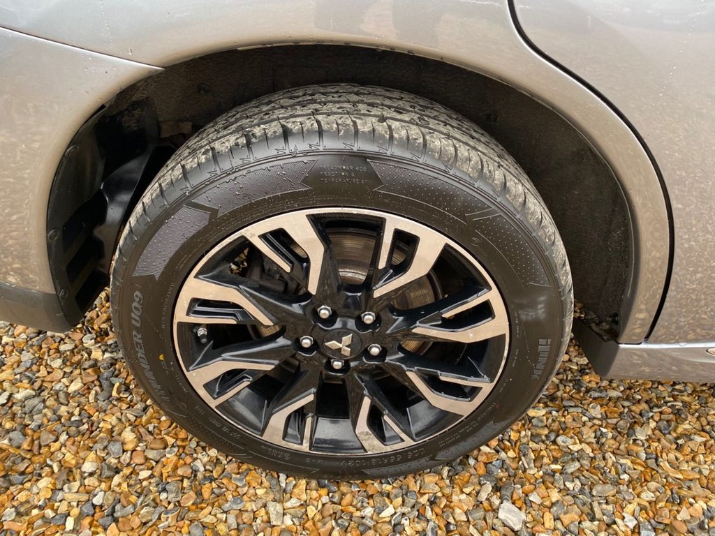 Used Mitsubishi Outlander 2017 for sale - 77667066: Photo 38