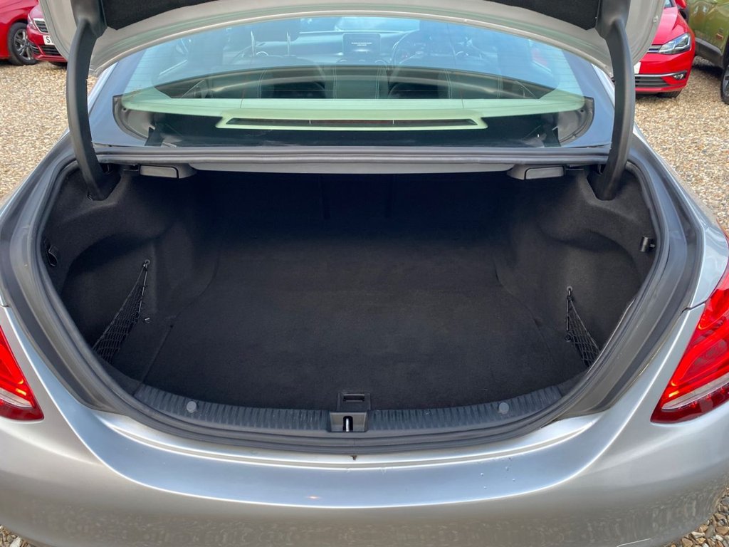 Used Mercedes-Benz C Class 2015 for sale - 76609068: Photo 6