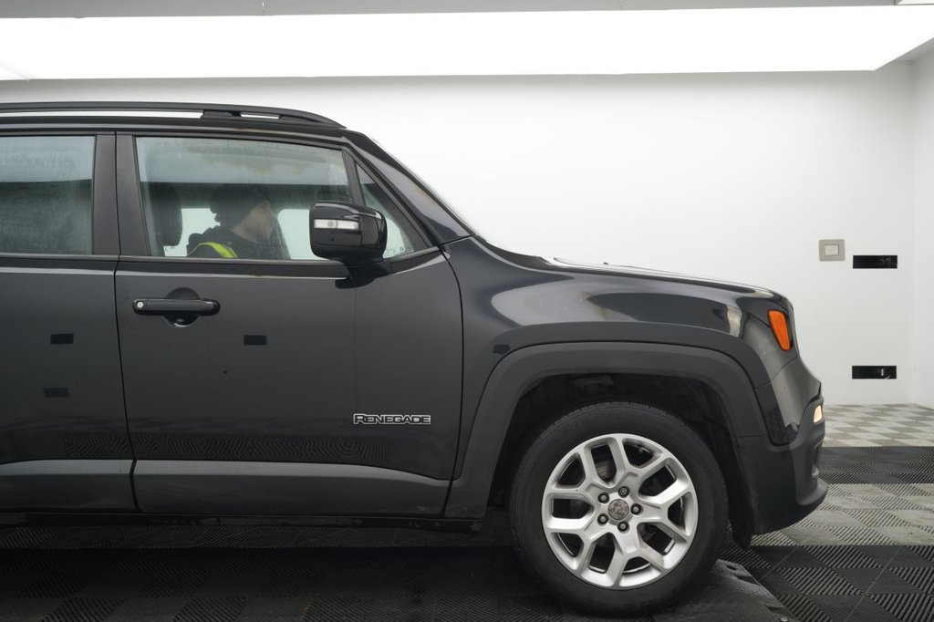 Used Jeep Renegade 2018 for sale - 77747974: Photo 3